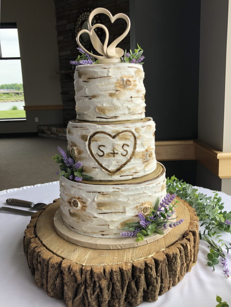 Wedding Cakes & Cookies | Dutch Haus | Columbiana, Ohio